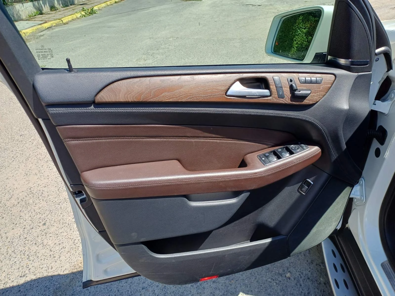 Mercedes-Benz ML 350 CDI 4Matic AMG-Optic Harman/Kardon, снимка 11 - Автомобили и джипове - 54853216