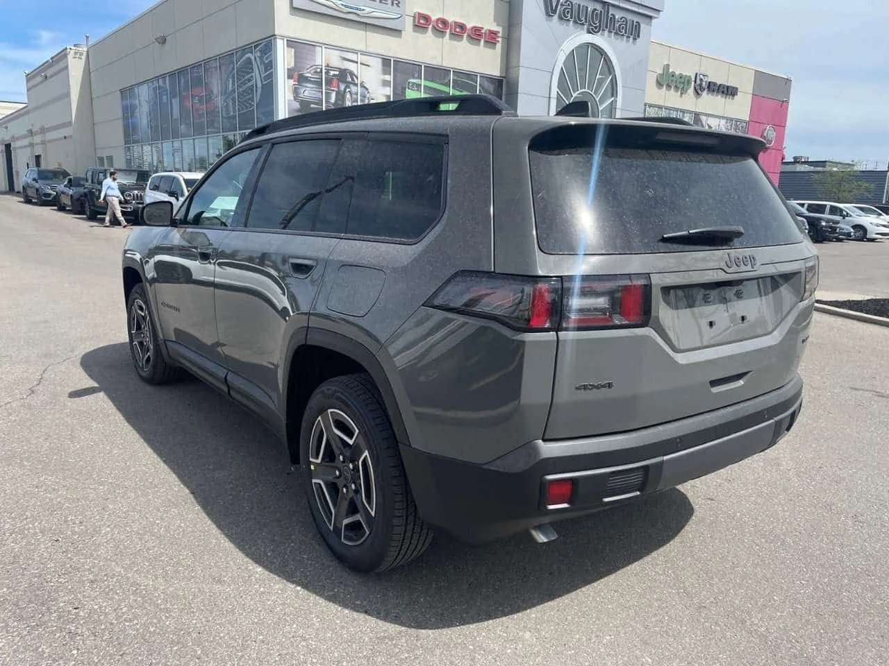 Jeep Cherokee * LAREDO Rough road cruise control.Acactive Lane M, снимка 3 - Автомобили и джипове - 54948223