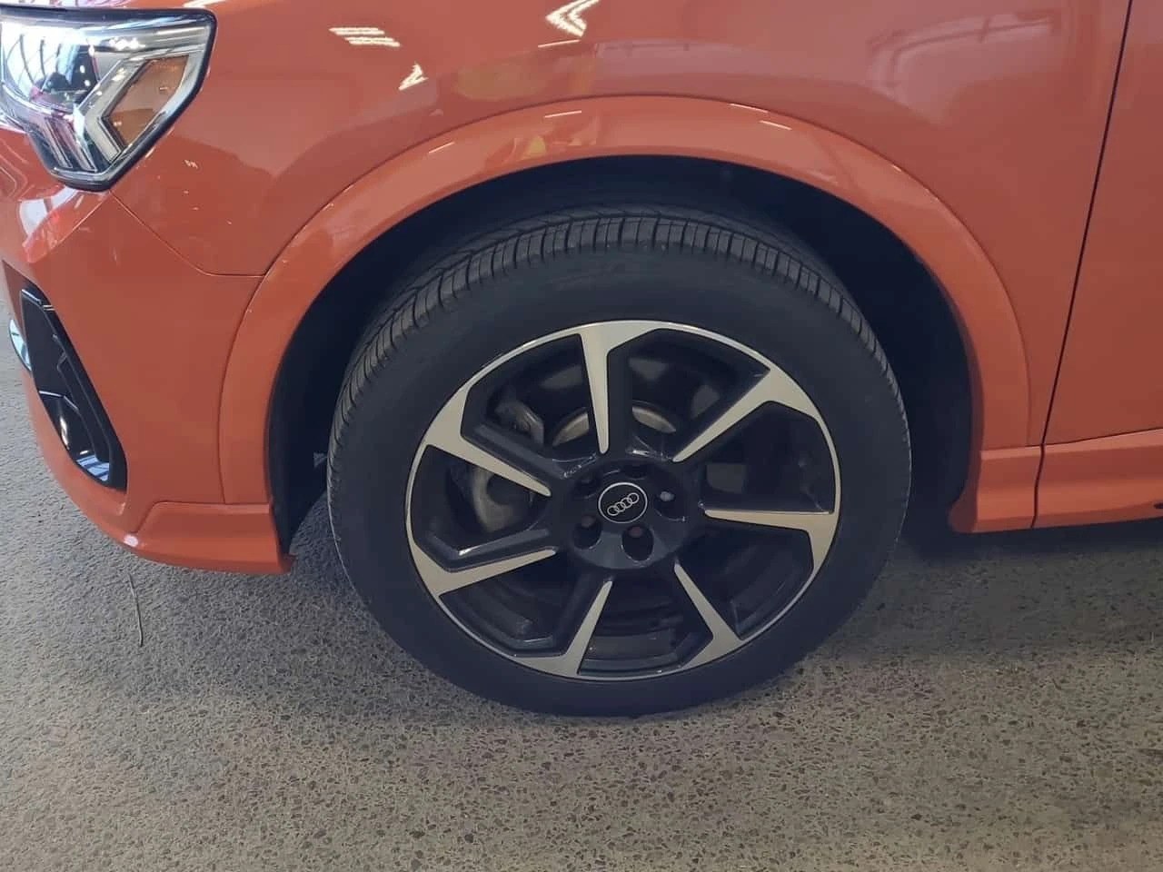 Audi Q3 S LINE/PROGRESSIV/ПАНО/ПОДГРЕВ/ДИГ.КИЛОМЕТРАЖ/, снимка 6 - Автомобили и джипове - 55269855
