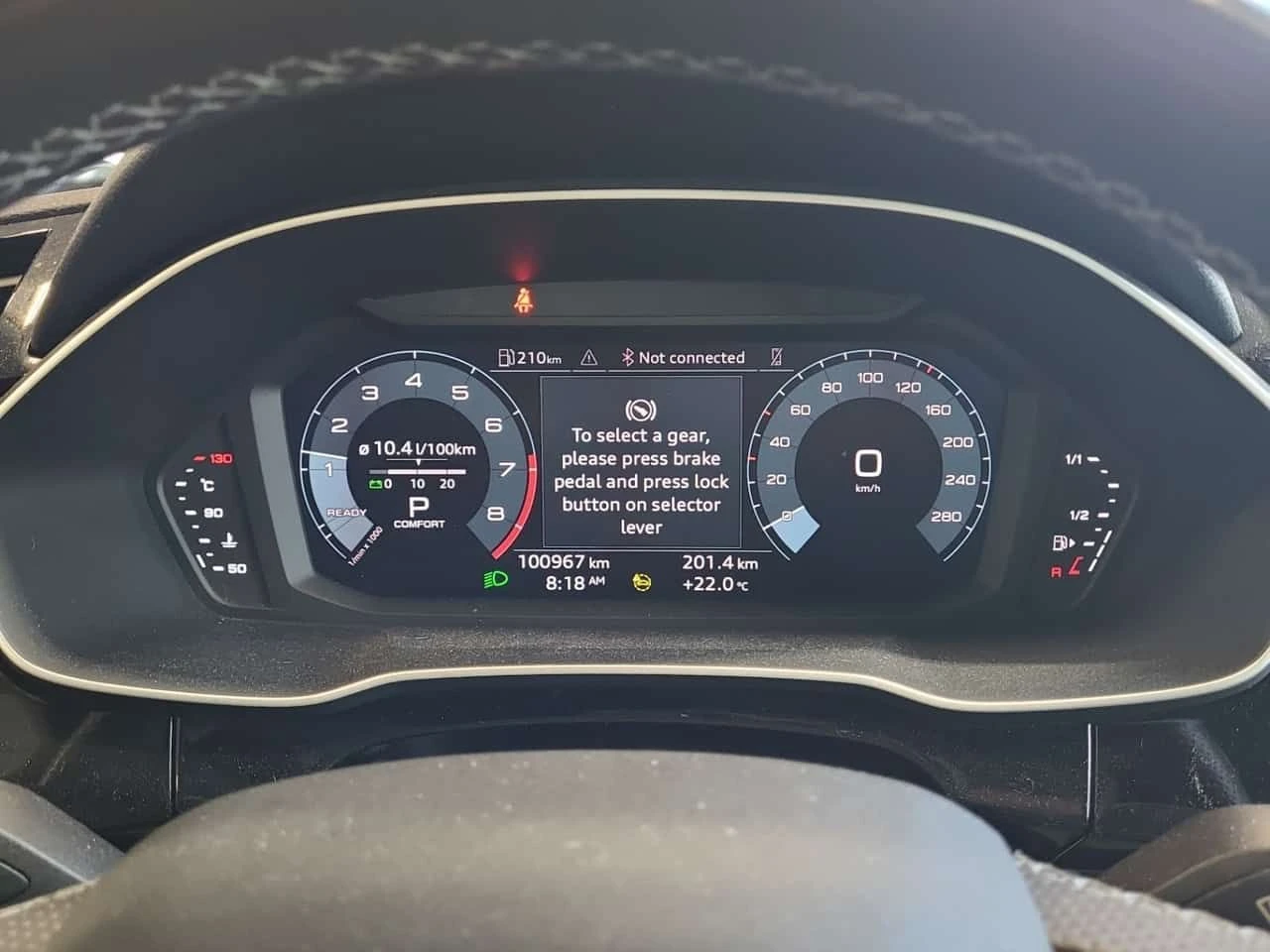 Audi Q3 S LINE/PROGRESSIV/ПАНО/ПОДГРЕВ/ДИГ.КИЛОМЕТРАЖ/, снимка 9 - Автомобили и джипове - 55269855