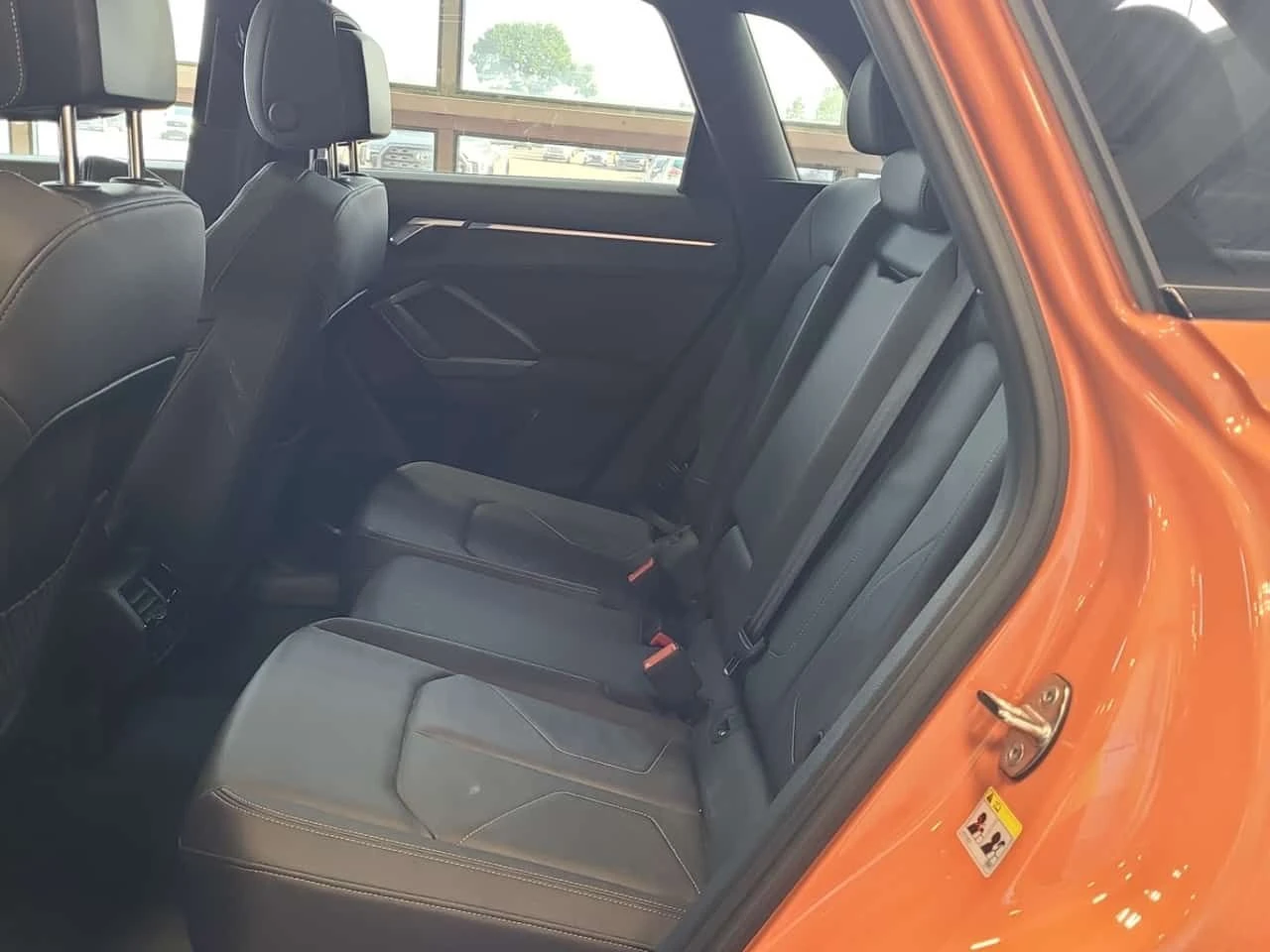 Audi Q3 S LINE/PROGRESSIV/ПАНО/ПОДГРЕВ/ДИГ.КИЛОМЕТРАЖ/, снимка 11 - Автомобили и джипове - 55269855