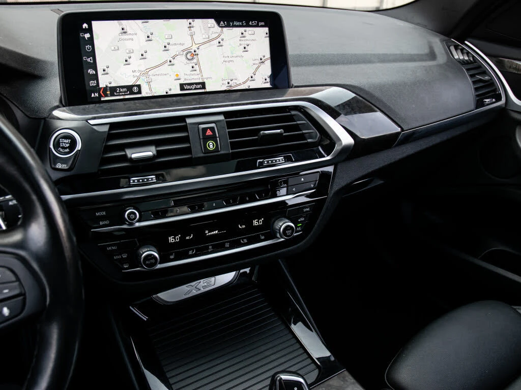 BMW X3 xDrive30i AWD, снимка 11 - Автомобили и джипове - 55653439