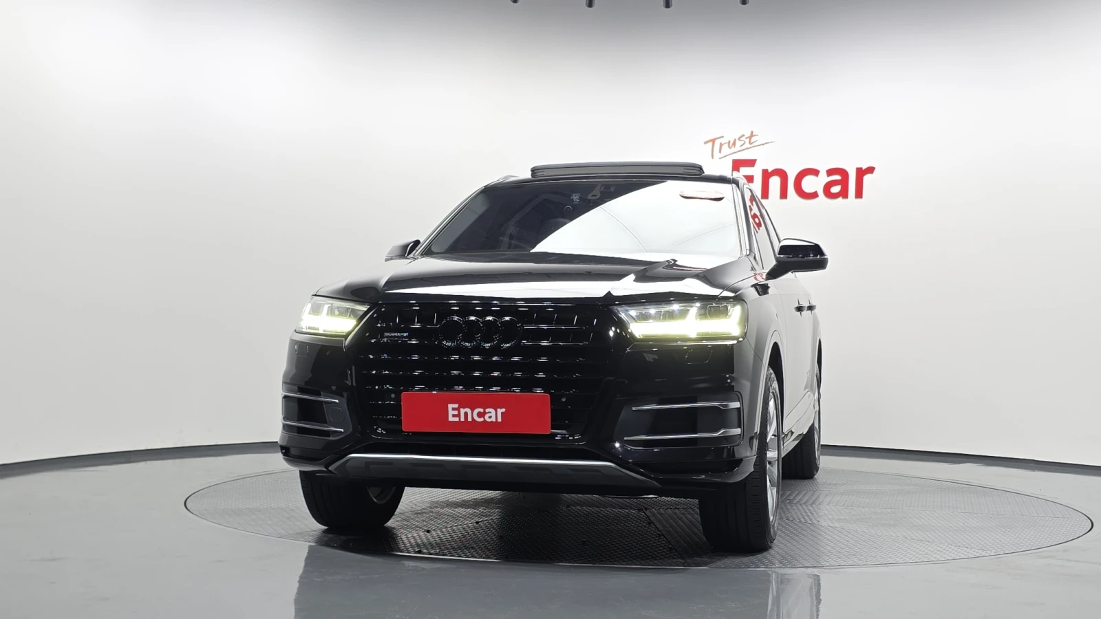 Audi Q7 45 TFSI quattro* ЕЛ. БАГАЖНИК* ЛЮК* КРАЙНА ЦЕНА, снимка 3 - Автомобили и джипове - 56133743