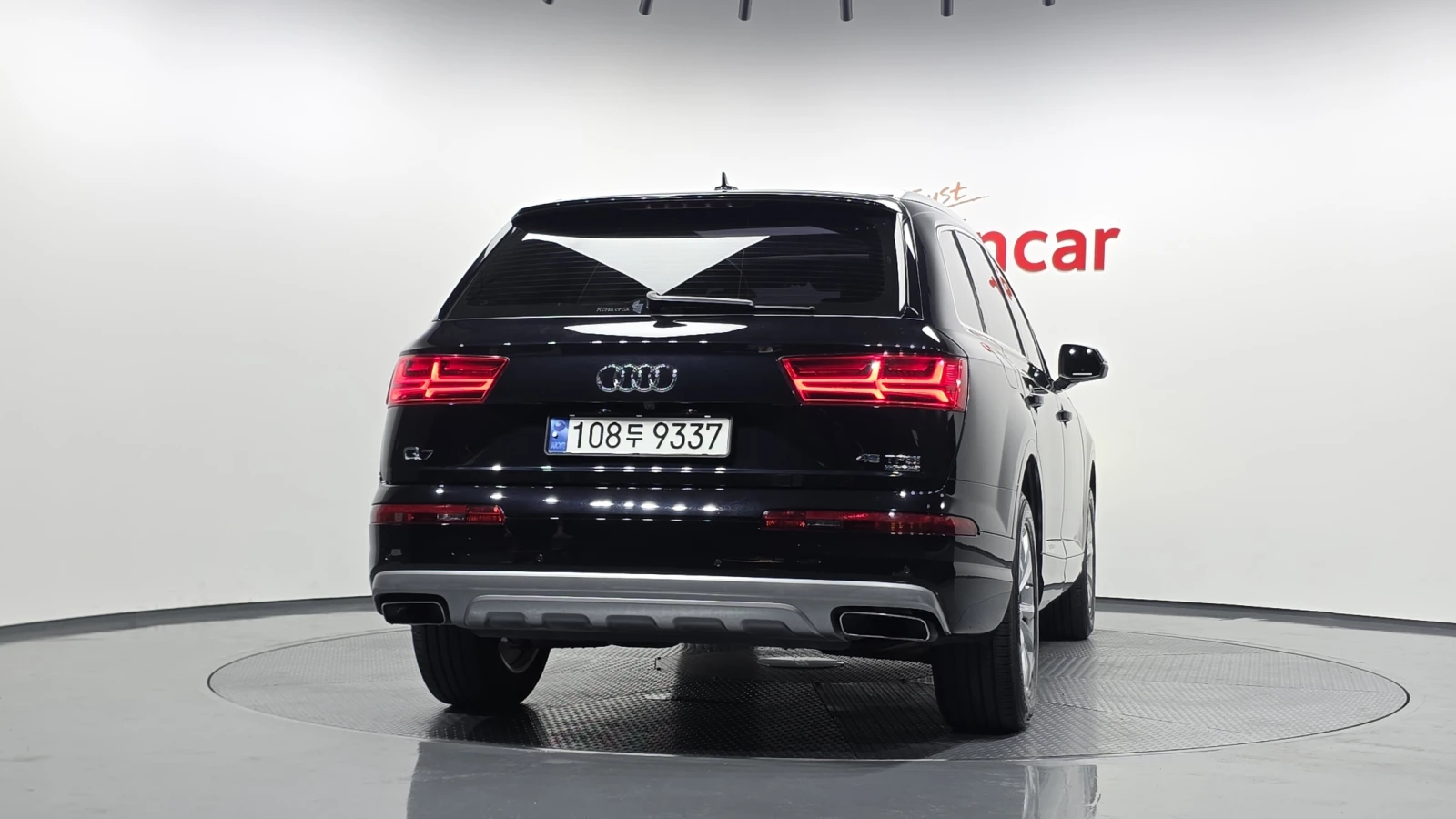 Audi Q7 45 TFSI quattro* ЕЛ. БАГАЖНИК* ЛЮК* КРАЙНА ЦЕНА, снимка 4 - Автомобили и джипове - 56133743