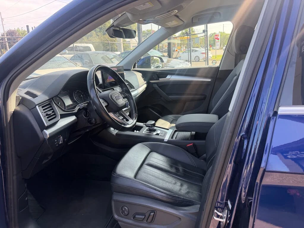 Audi Q5 quattro Komfort 45 TFSI * DIST * ПОДГРЕВ * КАМЕРА, снимка 7 - Автомобили и джипове - 56252925