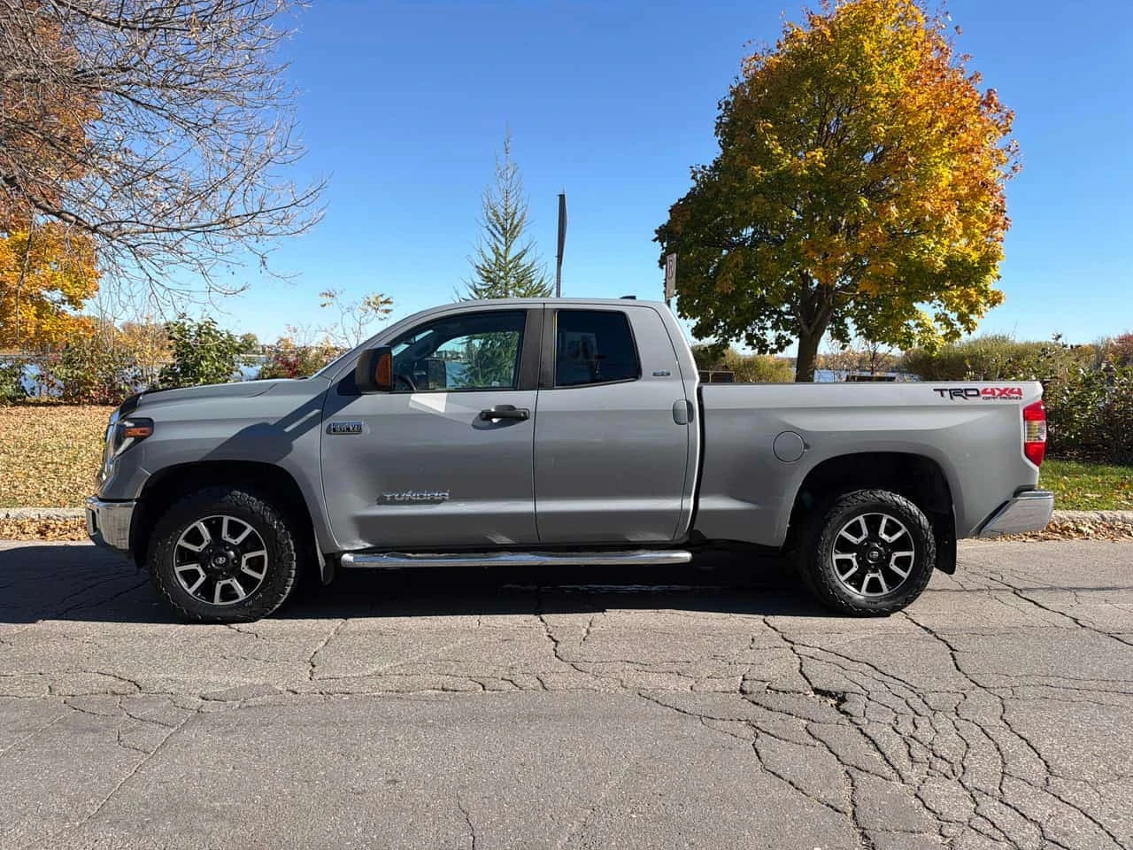 Toyota Tundra * 4x4 Double Cab * CARFAX *  | Mobile.bg � ����������� 2