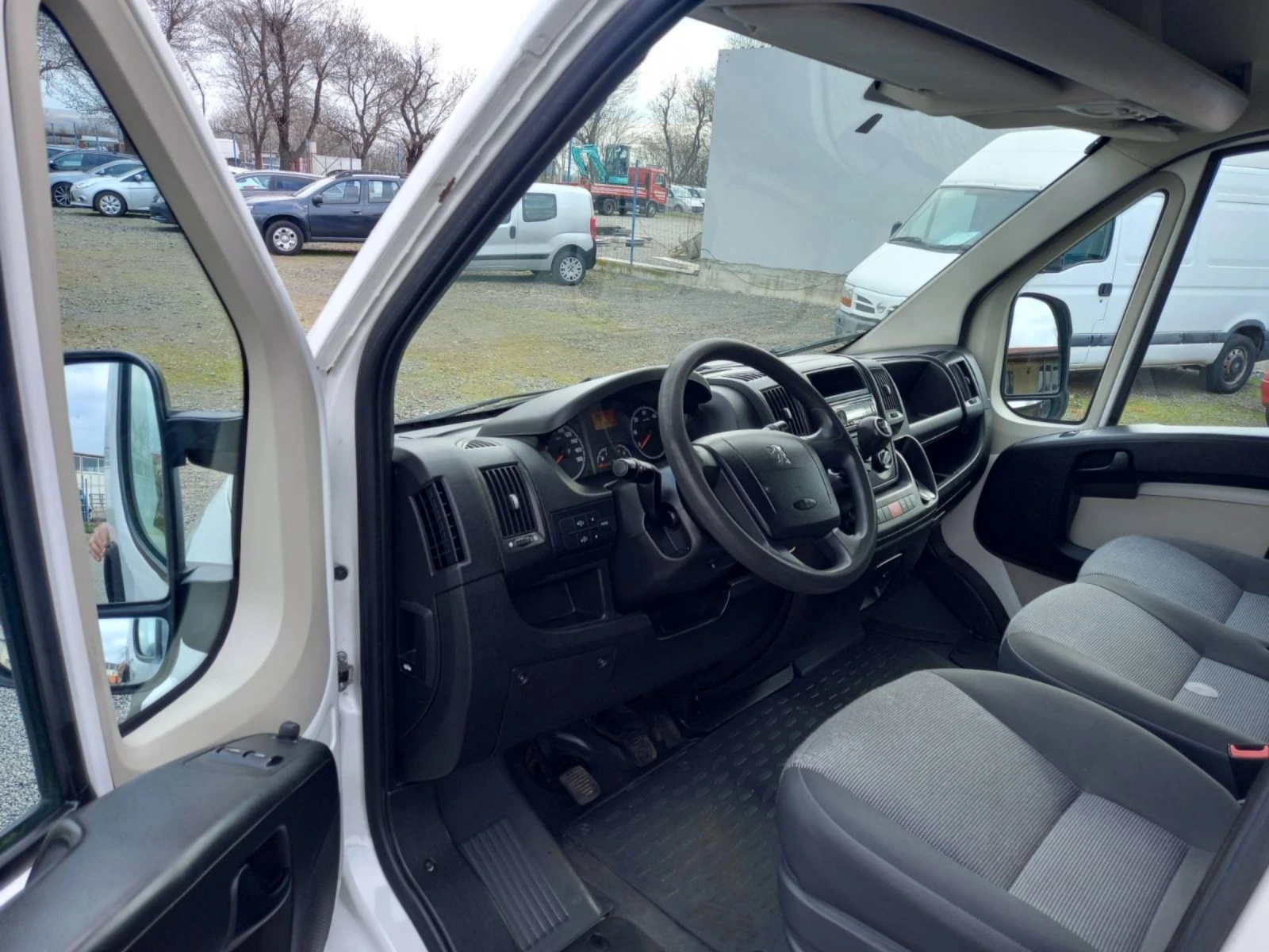 Peugeot Boxer 2.2 hdi - изображение 10