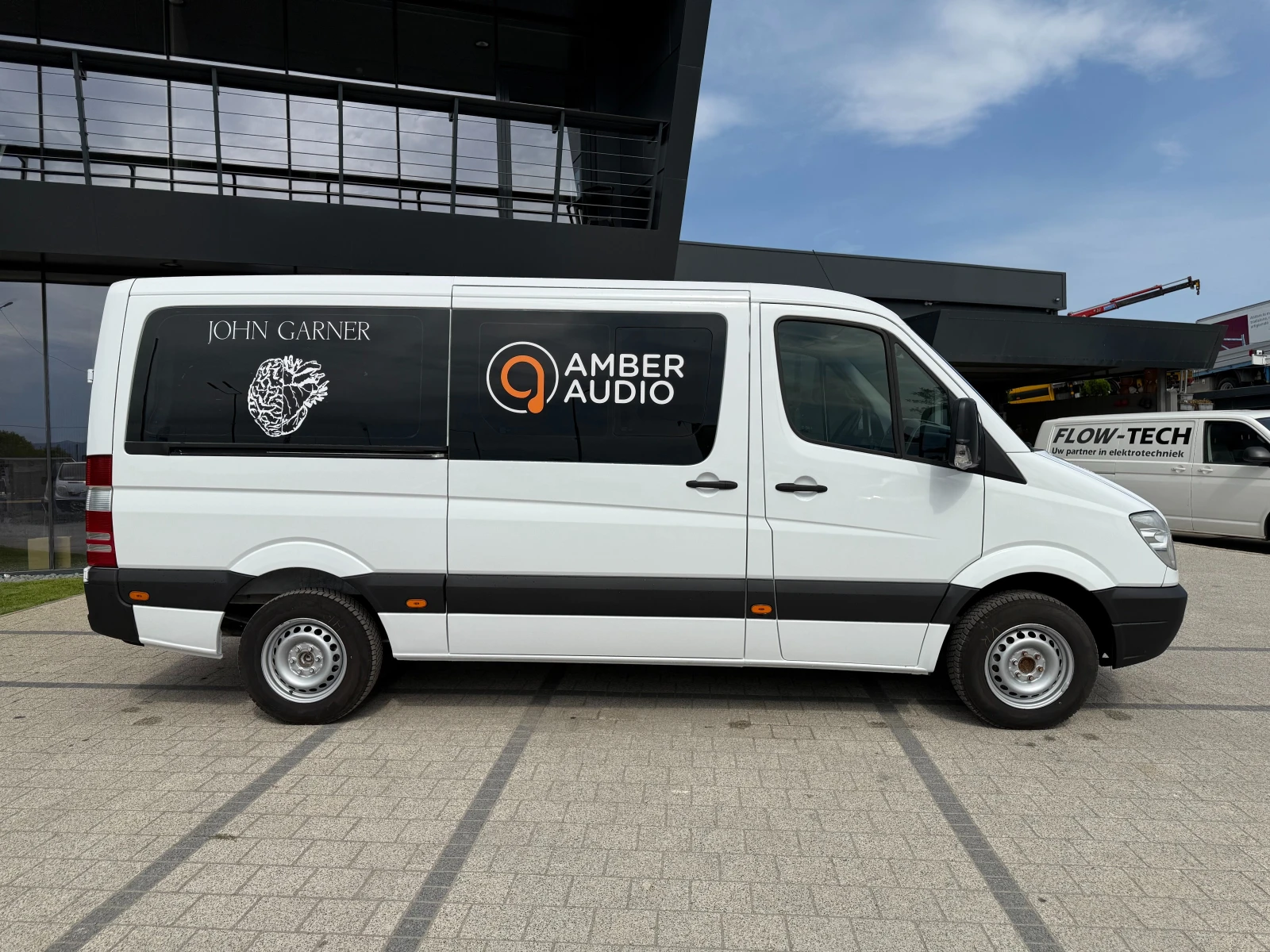 Mercedes-Benz Sprinter 311CDI OM646 9-местен Клима L2H1  - изображение 6