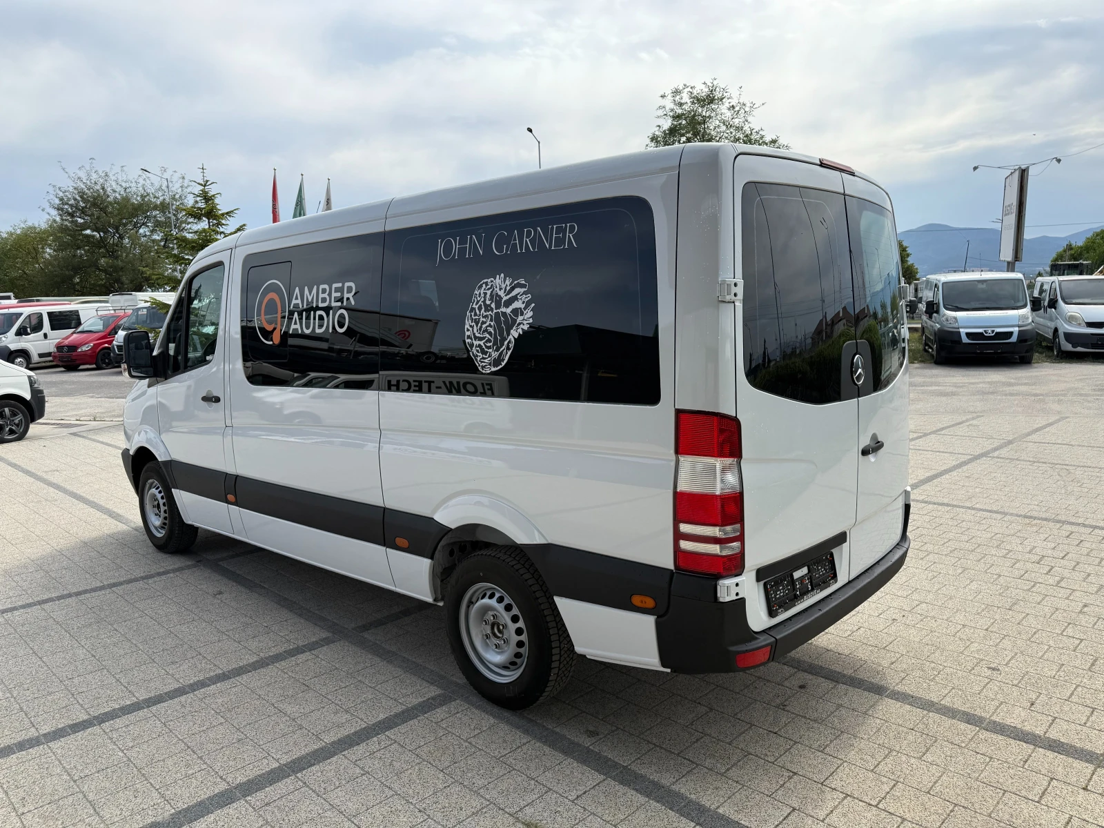 Mercedes-Benz Sprinter 311CDI OM646 9-местен Клима L2H1  - изображение 4
