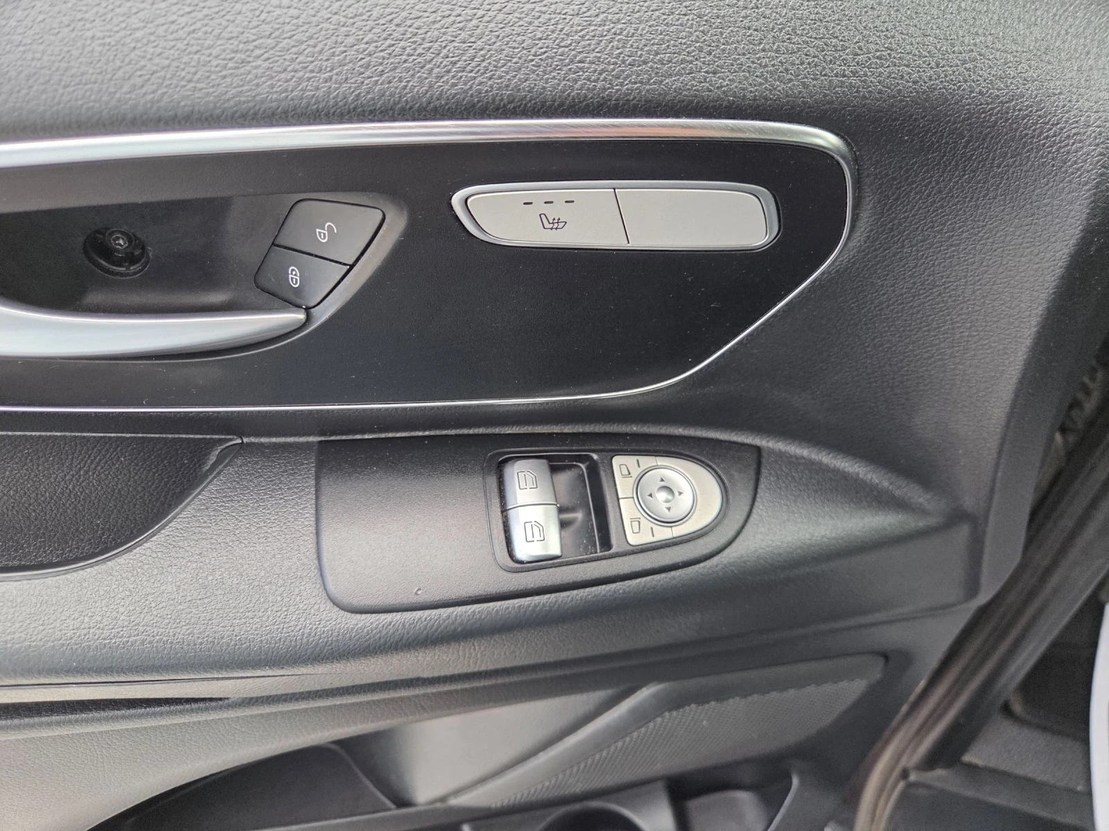 Mercedes-Benz Vito 119 CDI BLUETEC, Автомат, Климатик, Кожа, Нави, снимка 12 - Бусове и автобуси - 54811505