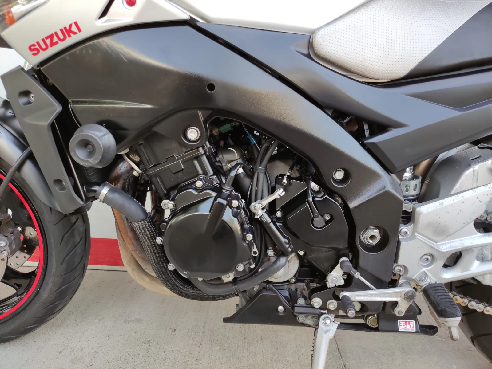 Suzuki Gsr LIZING - изображение 6