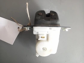 Брава заден капак Субару Форестър (с)