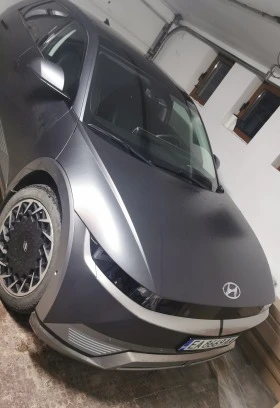 Hyundai Ioniq 5 ULTIMATE! СОЛАРЕН ПОКРИВ!/BOSE/МАТ/AWD! , снимка 4