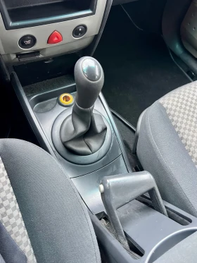Renault Megane 1.6 16V Климатроник, снимка 14