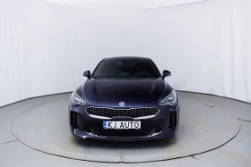 Kia Stinger 2.2 AWD 1