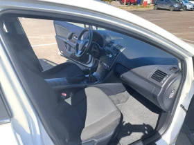 Toyota Avensis 1.8 i 147 KS. | Auto.bg — изображение 12