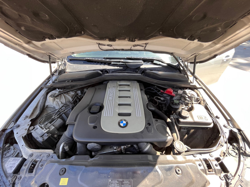 BMW 525 3.0 xDrive FACELIFT, снимка 7 - Автомобили и джипове - 45439309