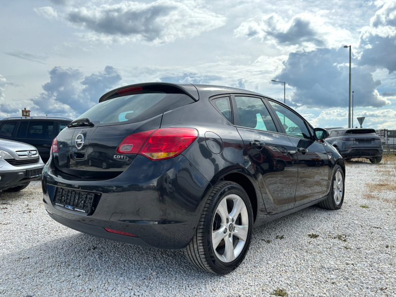 Opel Astra 1.7CDTI, снимка 4 - Автомобили и джипове - 45962274