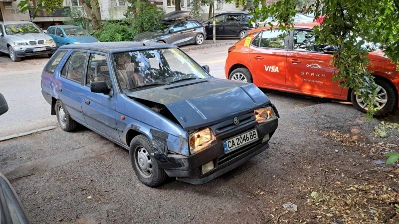 Skoda Forman, снимка 1 - Автомобили и джипове - 47182617