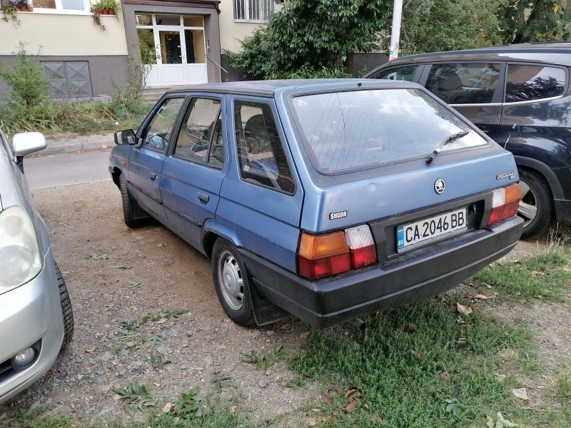 Skoda Forman, снимка 5 - Автомобили и джипове - 47182617