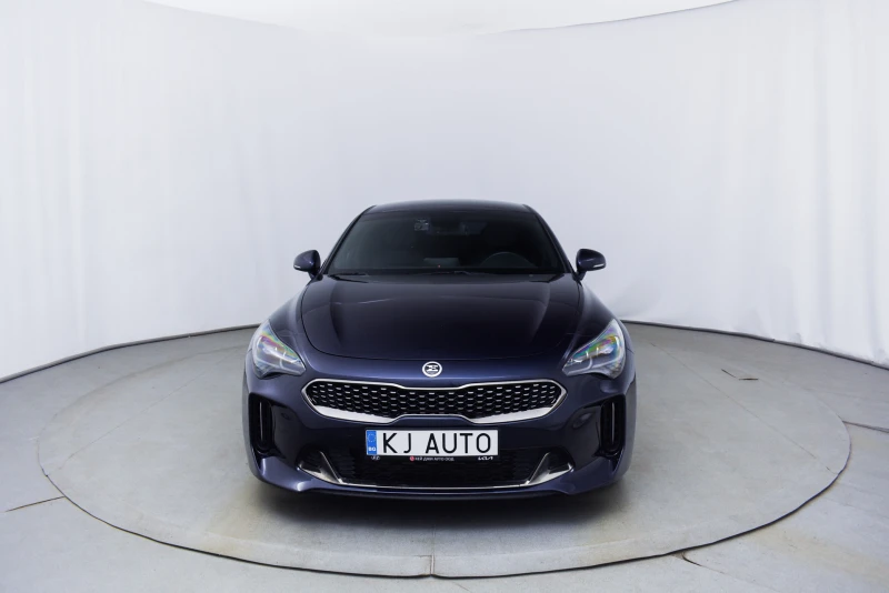 Kia Stinger 2.2 AWD, снимка 1 - Автомобили и джипове - 46559497