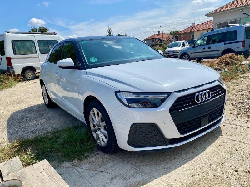 Audi A1  30 TFSI Sportback, Apple CarPlay, LED, снимка 11 - Автомобили и джипове - 47571432