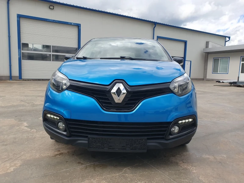 Renault Captur, снимка 3 - Автомобили и джипове - 47657674