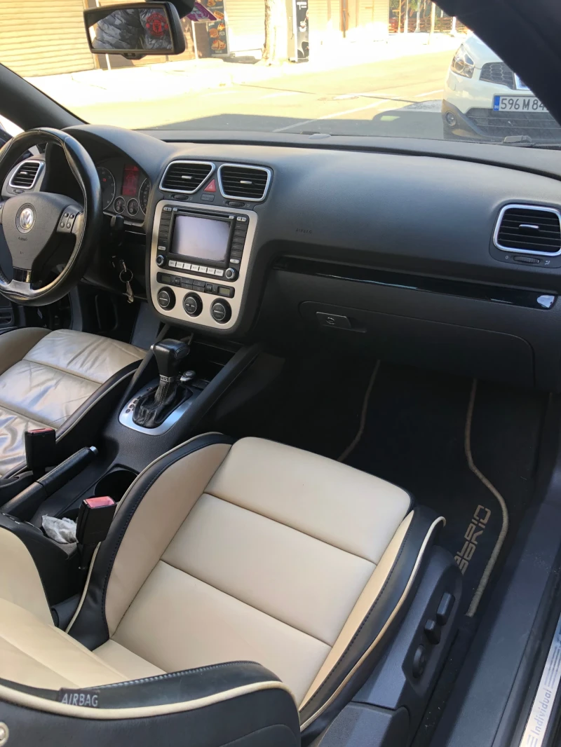 VW Eos 3.2i Swiss Automatic , снимка 12 - Автомобили и джипове - 47916113