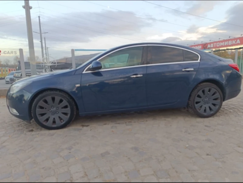 Opel Insignia 1.8, снимка 9 - Автомобили и джипове - 49190612