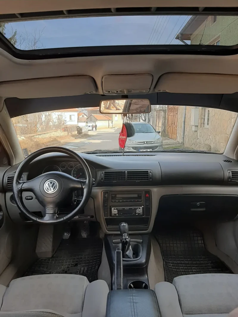 VW Passat, снимка 11 - Автомобили и джипове - 49436483