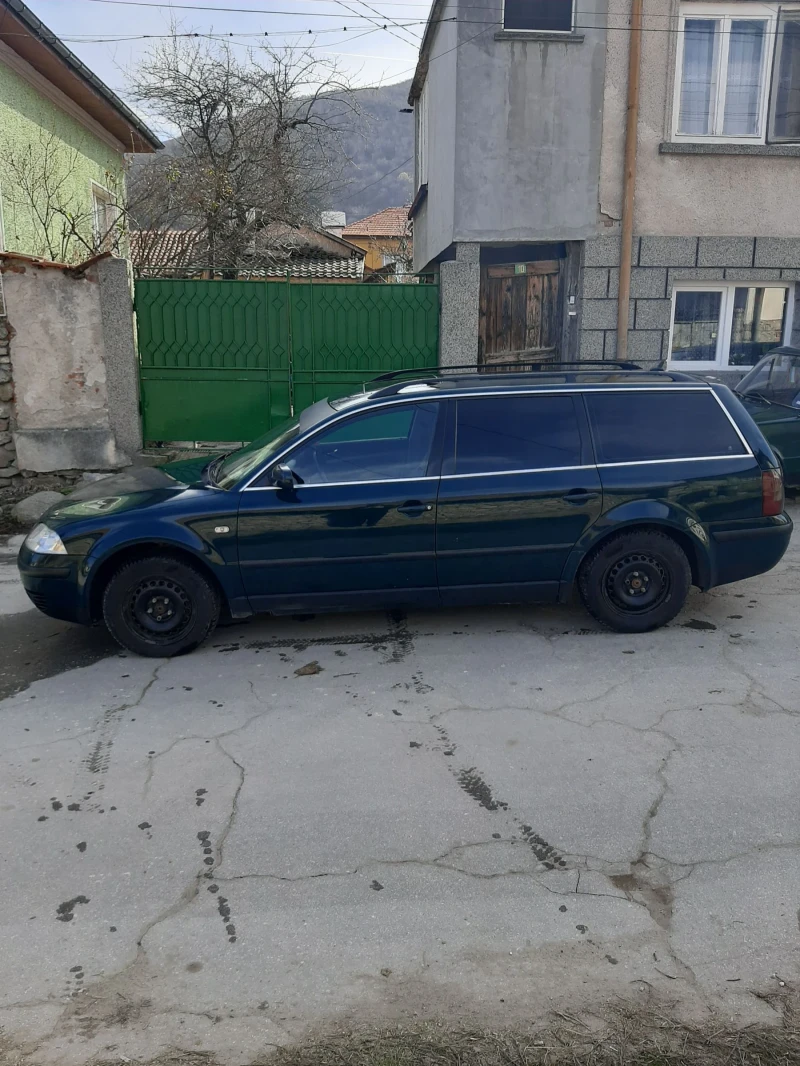 VW Passat, снимка 7 - Автомобили и джипове - 49436483