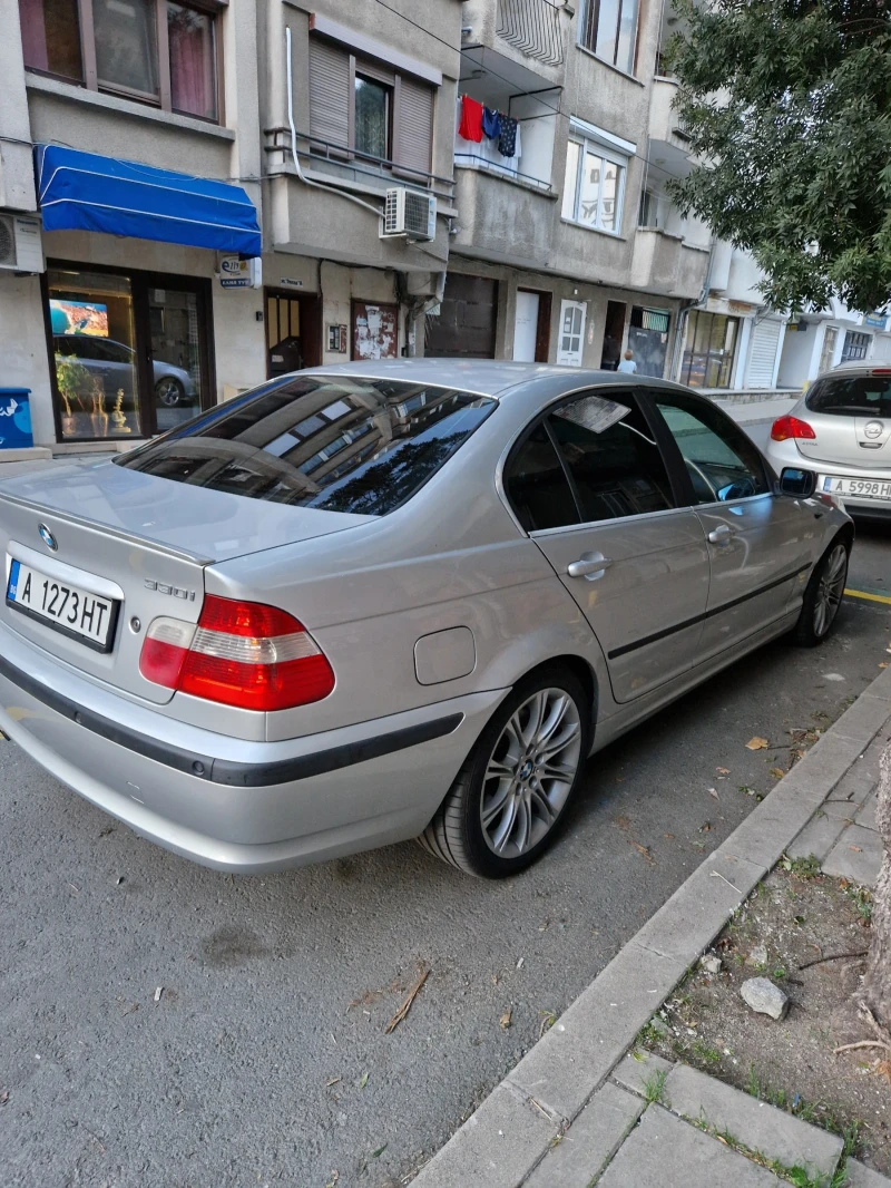 BMW 330 330i, снимка 2 - Автомобили и джипове - 49477697