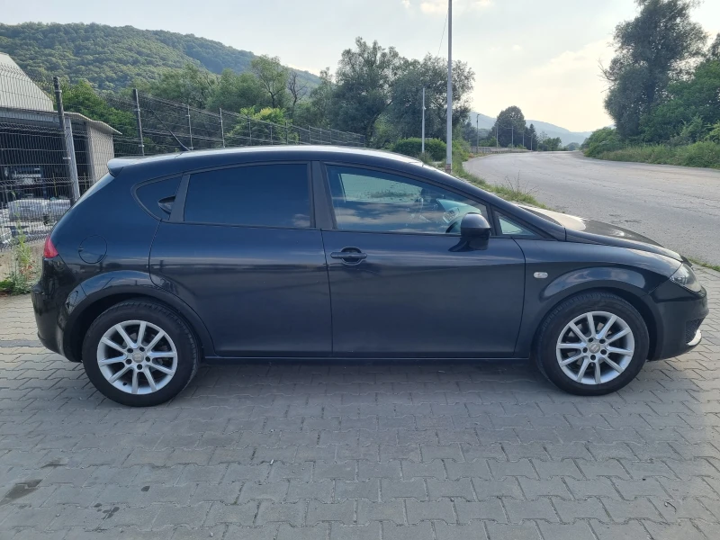 Seat Leon, снимка 4 - Автомобили и джипове - 50729912