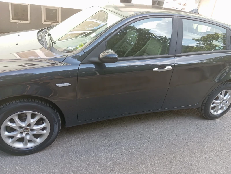 Alfa Romeo 147, снимка 3 - Автомобили и джипове - 51206116