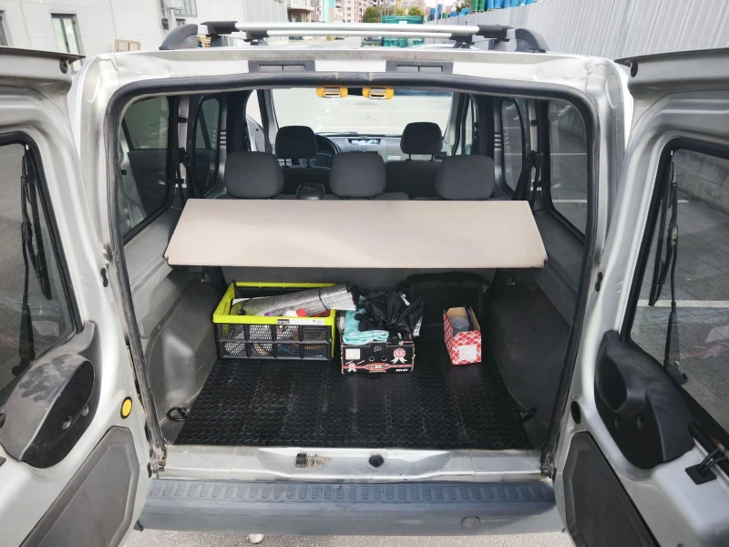 Ford Tourneo Connect, снимка 15 - Автомобили и джипове - 51890148