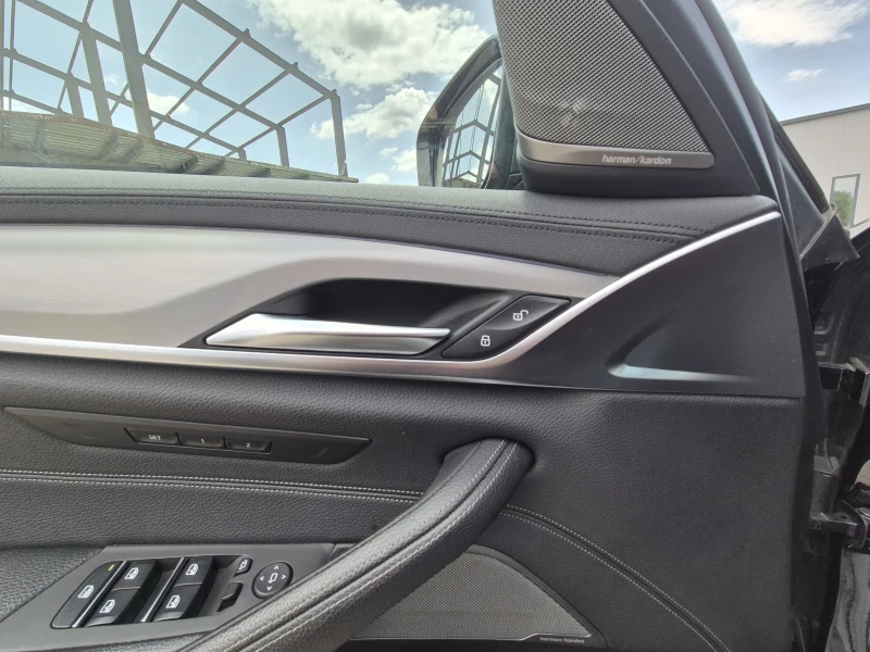 BMW 540 B58 - XDRIVE - MPAKET - HUD - HARMAN, снимка 13 - Автомобили и джипове - 52015073