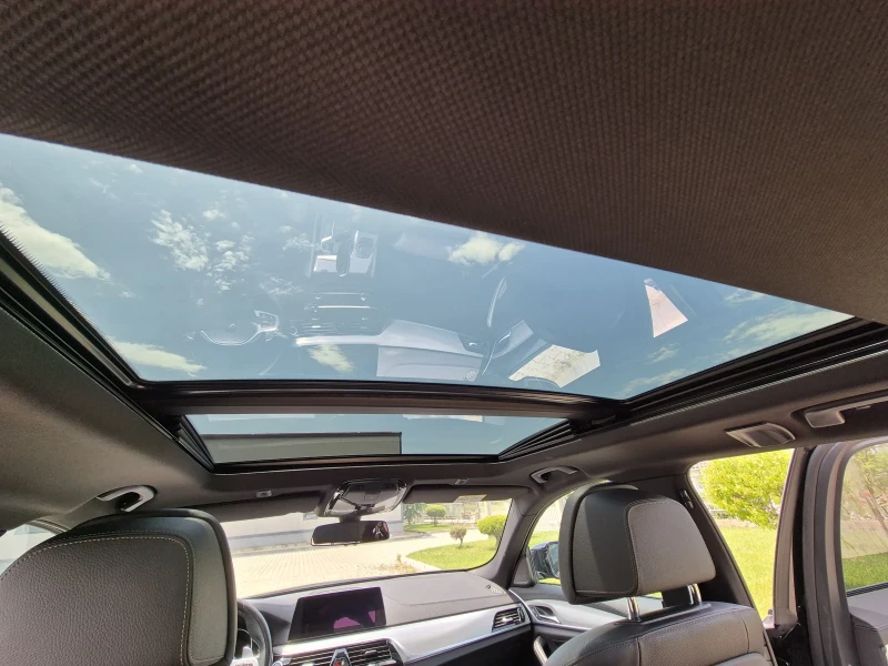 BMW 540 B58 - XDRIVE - MPAKET - HUD - HARMAN, снимка 11 - Автомобили и джипове - 52015073