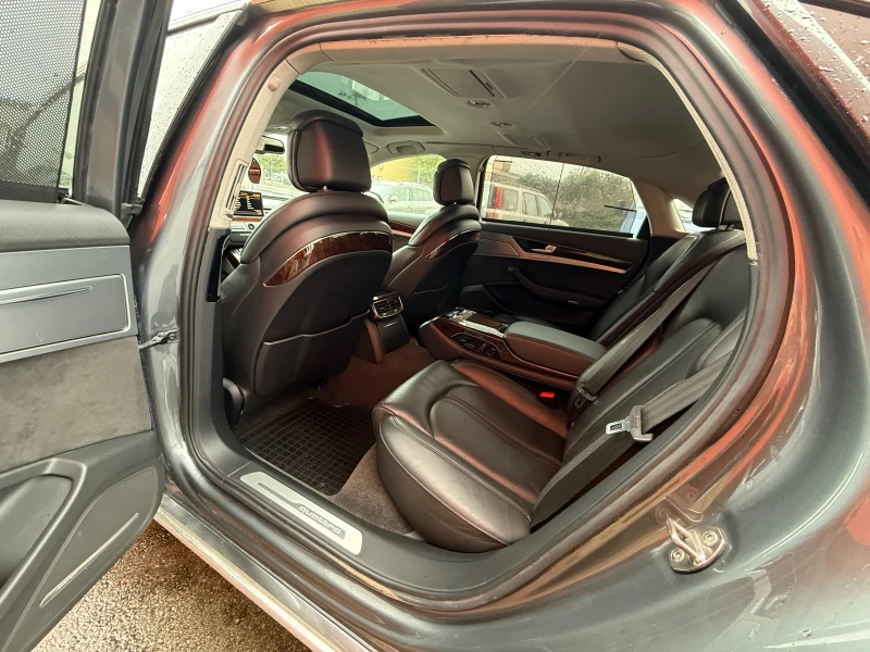 Audi A8 MATRIX* LONG* 3.0D* БАРТЕР, снимка 12 - Автомобили и джипове - 52403717