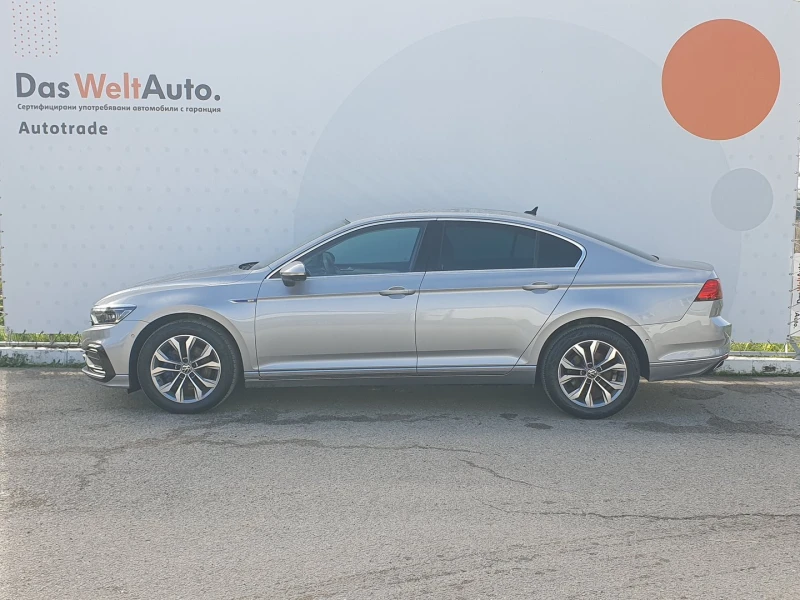 VW Passat GTE Plug-In-Hybrid 1.4 TSI, снимка 2 - Автомобили и джипове - 52686376