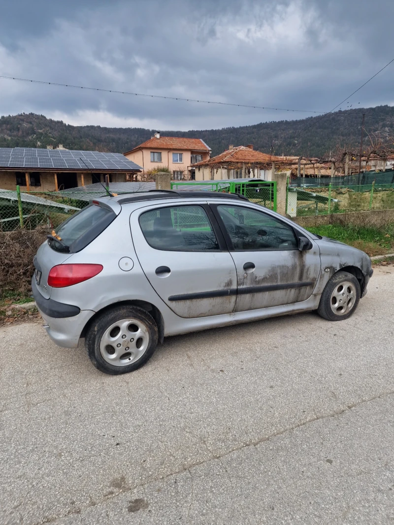 Peugeot 206, снимка 4 - Автомобили и джипове - 52667264