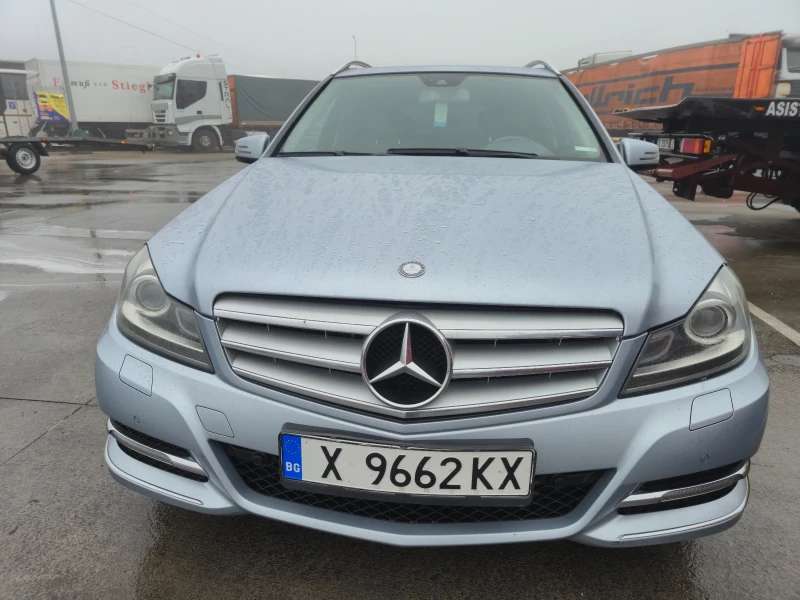 Mercedes-Benz C 200, снимка 2 - Автомобили и джипове - 52855771