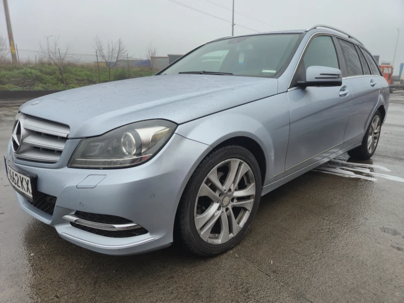 Mercedes-Benz C 200, снимка 4 - Автомобили и джипове - 52855771