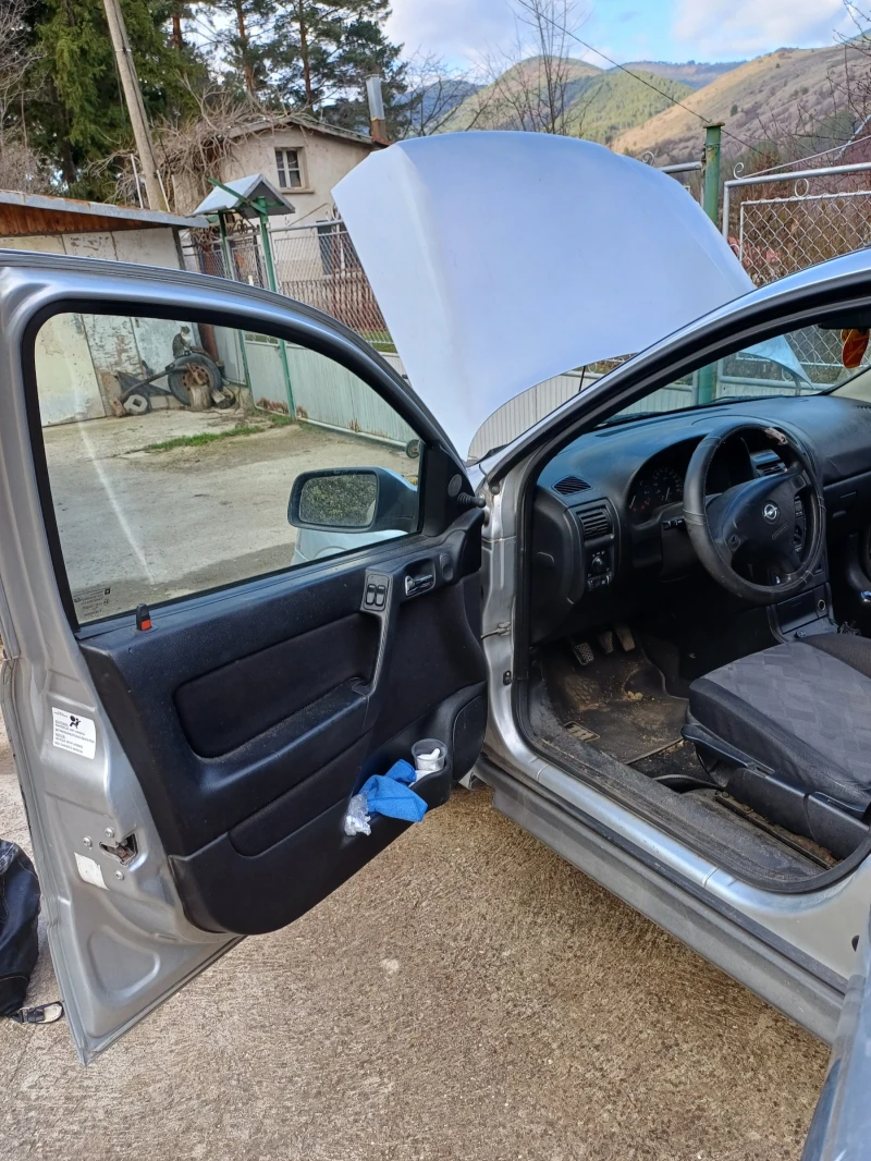 Opel Astra, снимка 8 - Автомобили и джипове - 52893036