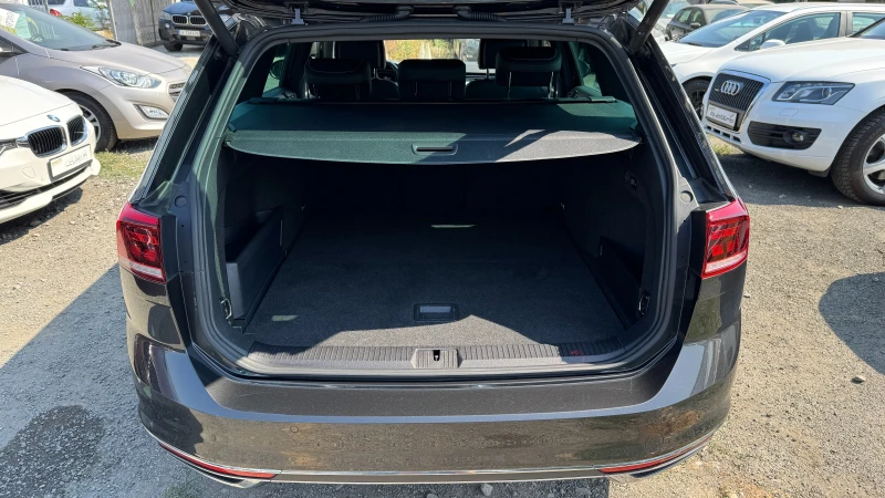 VW Passat GTE Германия, 360 Камери, Distronic, Digital Dash , снимка 13 - Автомобили и джипове - 52910210
