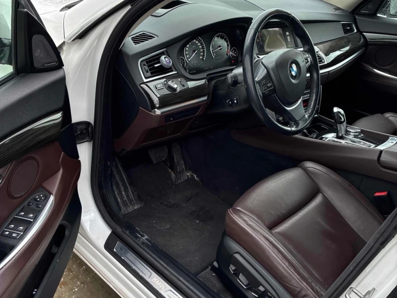 BMW 5 Gran Turismo * 535i xDrive * CARFAX * БЕЗ ПЪРВОНАЧАЛНА ВНОСКА, снимка 5 - Автомобили и джипове - 52968548