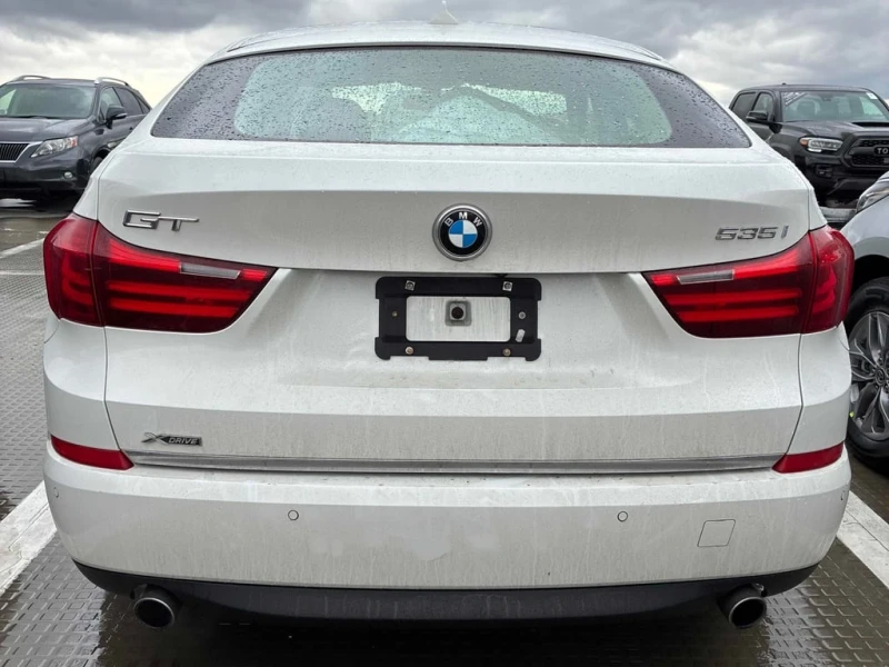 BMW 5 Gran Turismo * 535i xDrive * CARFAX * БЕЗ ПЪРВОНАЧАЛНА ВНОСКА, снимка 4 - Автомобили и джипове - 52968548