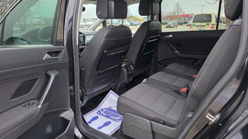 VW Touran KATO ЧИСТО НОВ/1.6d/110hp/7m, снимка 8 - Автомобили и джипове - 53599210