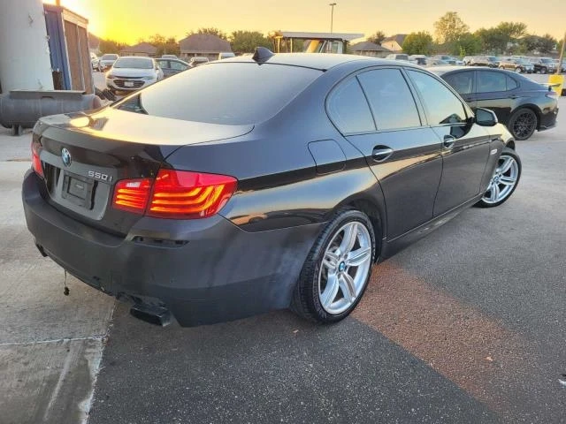 BMW 550 M* SPORT* LINE* RECARO* ПОДГРЕВ* КАМЕРА* ДИСТРОНИК, снимка 3 - Автомобили и джипове - 48465541