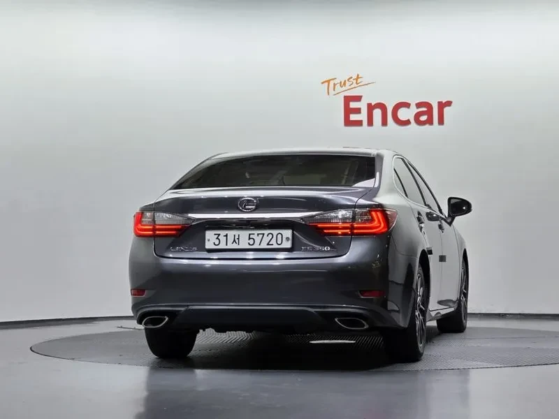 Lexus ES Supreme Xv60, снимка 4 - Автомобили и джипове - 55264654