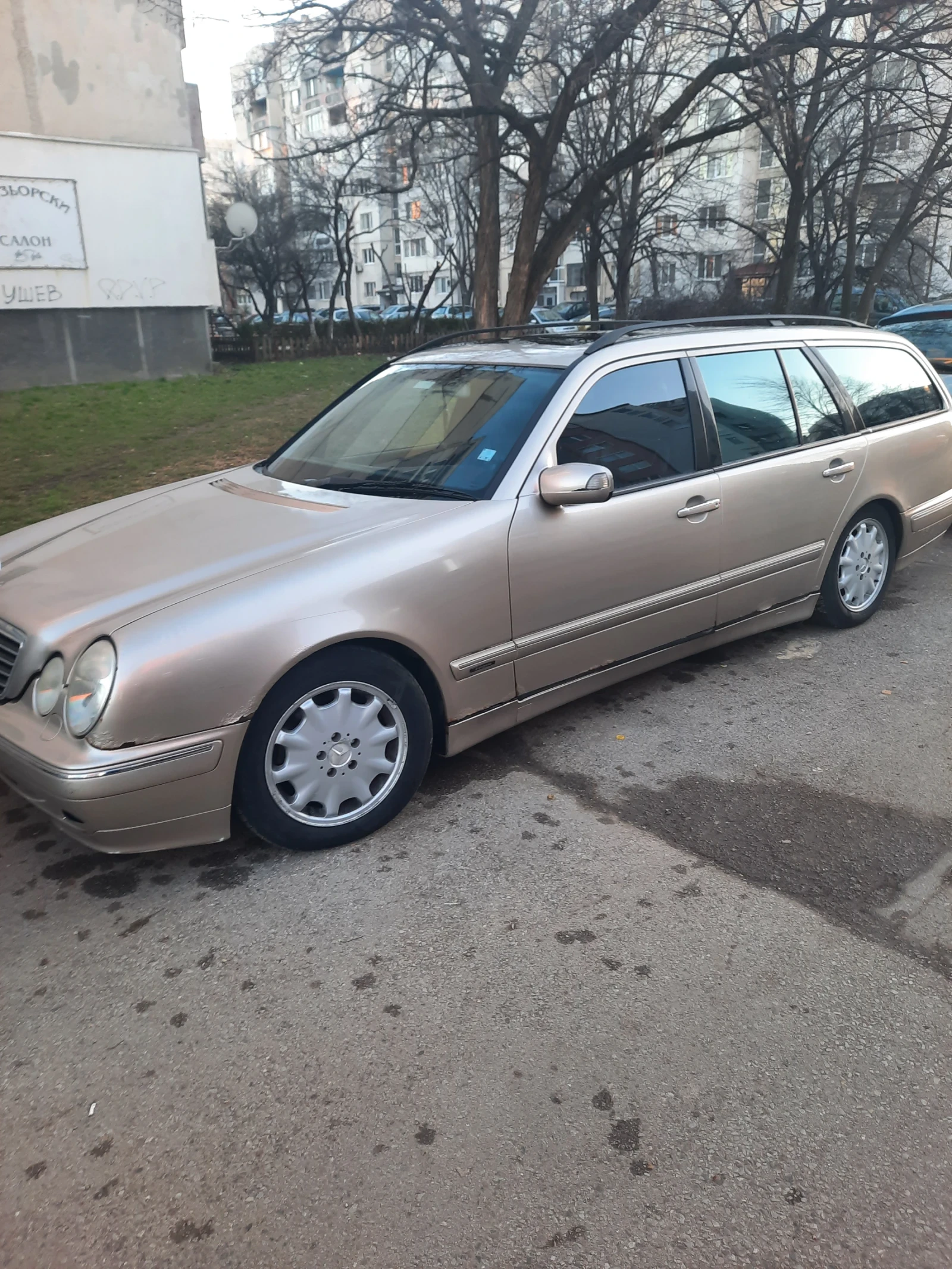 Mercedes-Benz E 240 2.6  - изображение 2